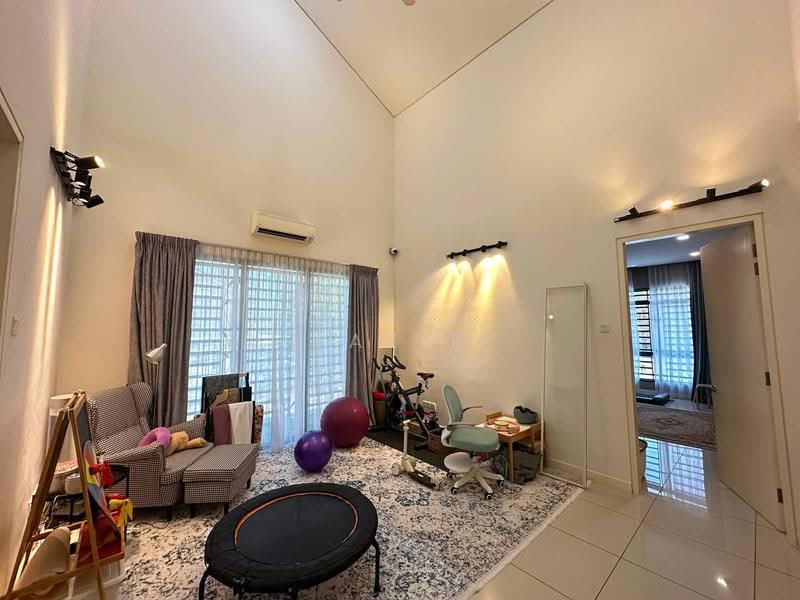 Rumah Teres 2-Tingkat untuk Dijual di Sepang (Selangor) - Fazie Noor - Living Room - PropertyGuru.com.my