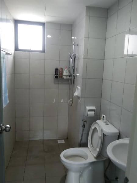 Pangsapuri untuk Dijual di Iconic Vue - Jack Law - Bathroom - PropertyGuru.com.my