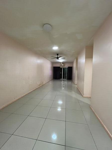 Kondominium untuk Dijual di 222 Residency - Louis Chen - Corridor - PropertyGuru.com.my