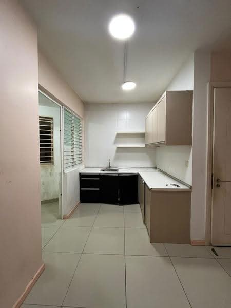 Kondominium untuk Dijual di 222 Residency - Louis Chen - Kitchen - PropertyGuru.com.my