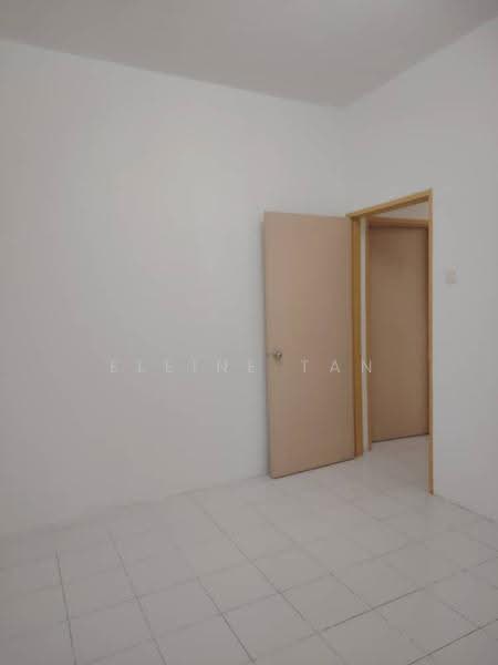 Rumah Flat untuk Disewa di Bayu Perdana - Eleine Tan - Interior - PropertyGuru.com.my