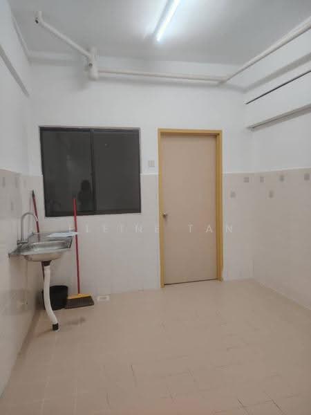 Rumah Flat untuk Disewa di Bayu Perdana - Eleine Tan - Interior - PropertyGuru.com.my