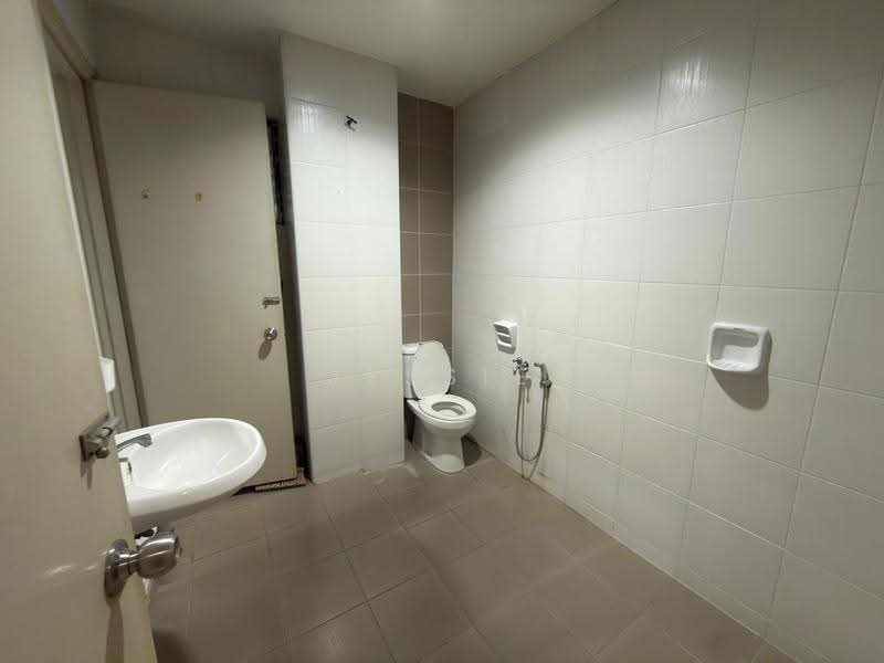 Rumah Teres 2-Tingkat untuk Dijual di Rawang (Selangor) - Jessie Wong - Bathroom - PropertyGuru.com.my
