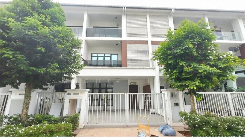 2.5-storey Terraced House for Sale in Bangi (Selangor) - Michele Lum - Exterior - PropertyGuru.com.my