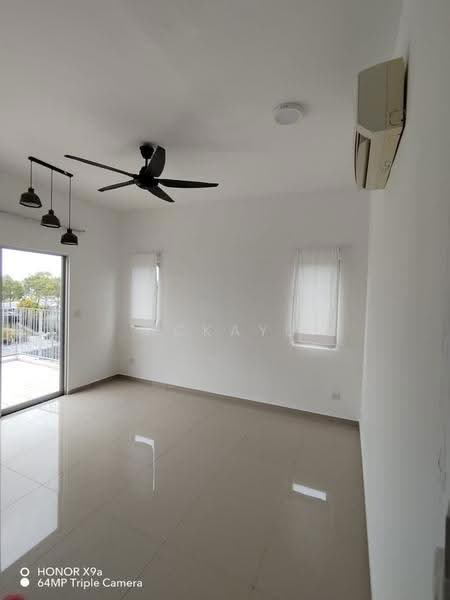 Terraced House for Rent in Cyberjaya (Selangor) - MckayC TEH - Balcony - PropertyGuru.com.my