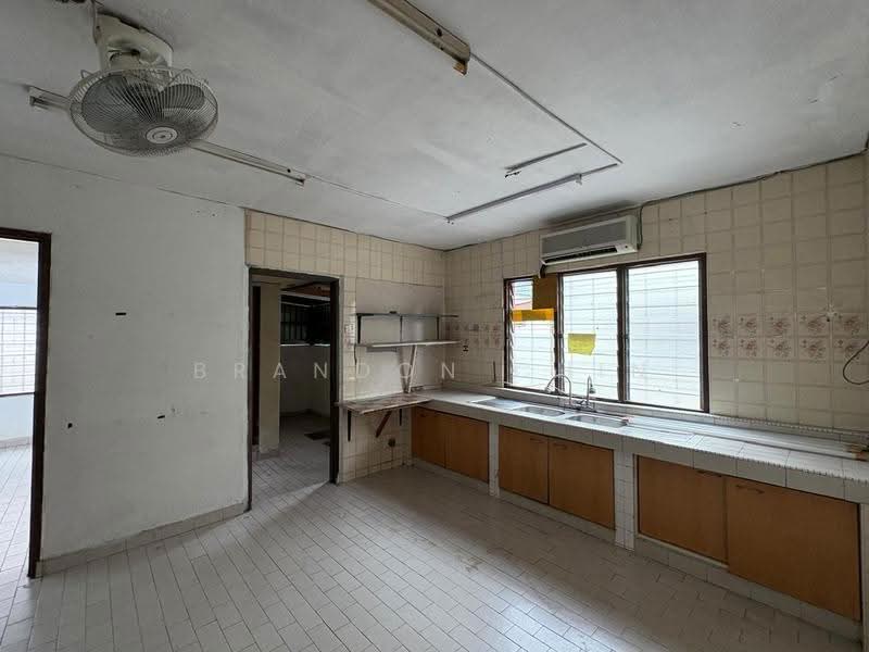 Terraced House for Sale in Taman Mutiara Barat (Cheras) - Brandon Chin - Kitchen - PropertyGuru.com.my