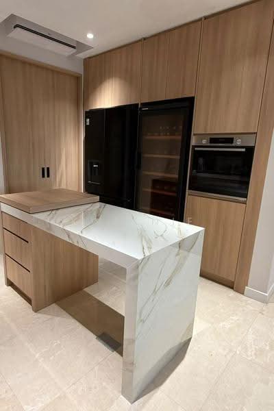 Kondominium untuk Dijual di Seni Mont Kiara - Kweenie Chong - Kitchen - PropertyGuru.com.my
