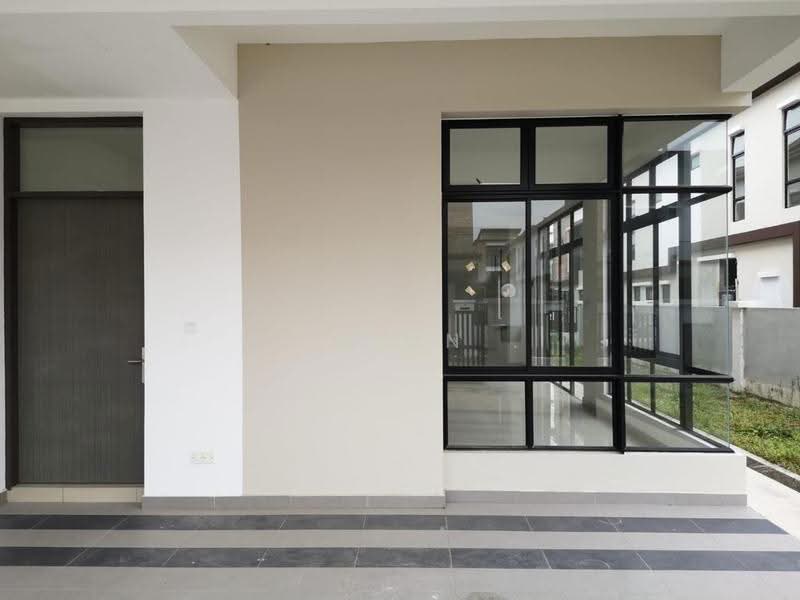 Rumah Kluster untuk Dijual di Bandar Cemerlang (Ulu Tiram) - Carson . - Exterior - PropertyGuru.com.my