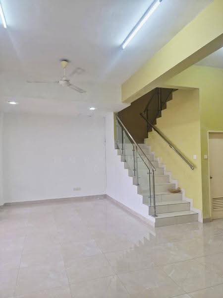 Rumah Berkembar untuk Dijual di D'Kayangan (Shah Alam) - Mohammad Din Majid - Interior - PropertyGuru.com.my