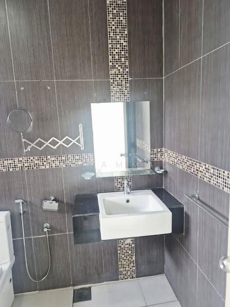 Rumah Berkembar untuk Dijual di D'Kayangan (Shah Alam) - Mohammad Din Majid - PropertyGuru.com.my