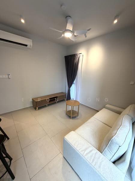 Kediaman Servis untuk Disewa di Isola - Earon Chong - Living Room - PropertyGuru.com.my