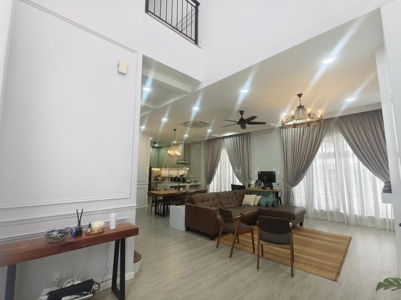 Semi-Detached House for Sale in Ampang (Selangor) - Hetha Chan - Living Room - PropertyGuru.com.my