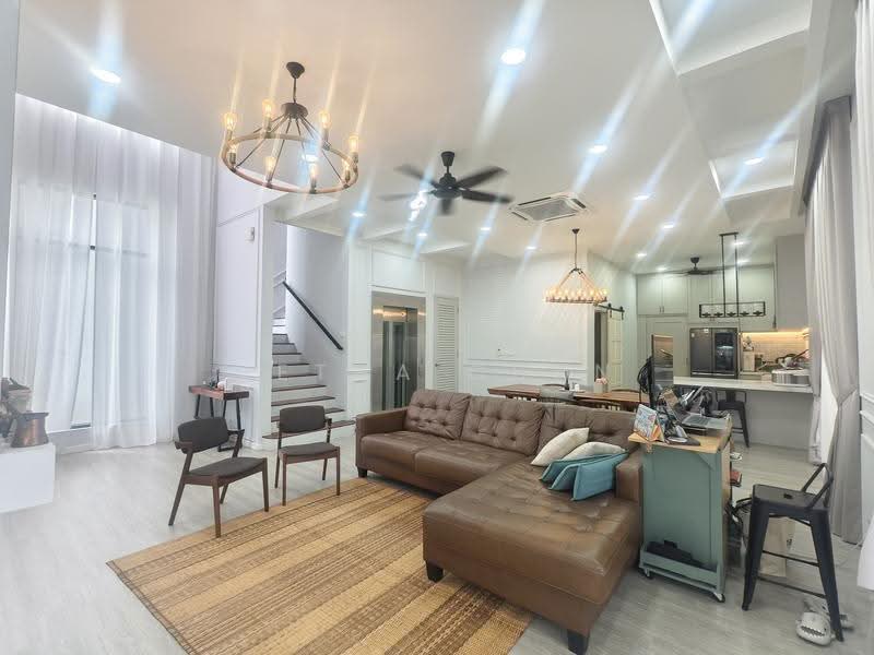 Semi-Detached House for Sale in Ampang (Selangor) - Hetha Chan - Living Room - PropertyGuru.com.my