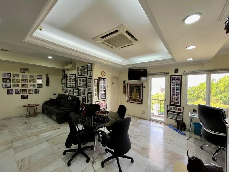 Condominium for Sale at Bukit Robson Condominium - Alice Moo - Living Room - PropertyGuru.com.my