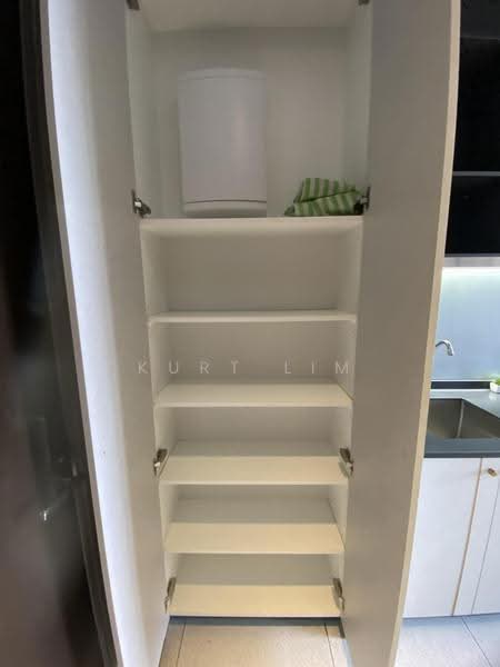 Service Residence for Rent at Millerz Square Serviced Residence - Kurt Lim - Shoes cabinet - PropertyGuru.com.my