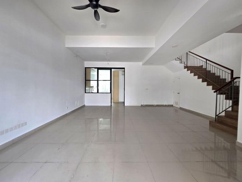 Rumah Teres 2-Tingkat untuk Dijual di Twentyfive7 (Tanjong Duabelas) - Intan Musa - Living Room - PropertyGuru.com.my