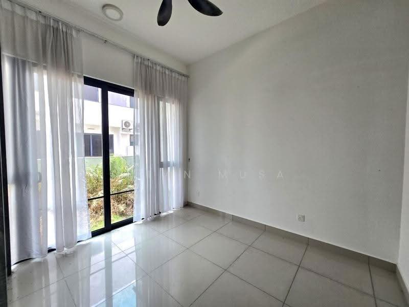 Rumah Teres 2-Tingkat untuk Dijual di Twentyfive7 (Tanjong Duabelas) - Intan Musa - Interior - PropertyGuru.com.my