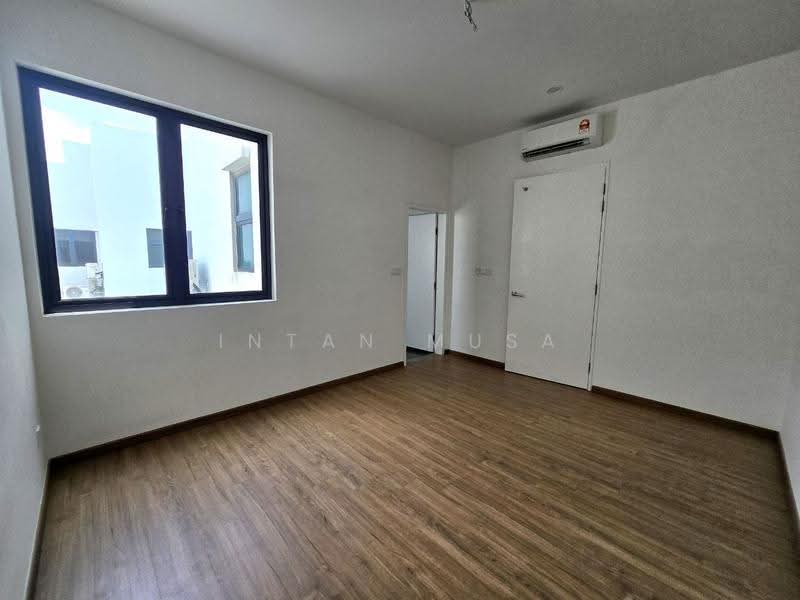 Rumah Teres 2-Tingkat untuk Dijual di Twentyfive7 (Tanjong Duabelas) - Intan Musa - Interior - PropertyGuru.com.my
