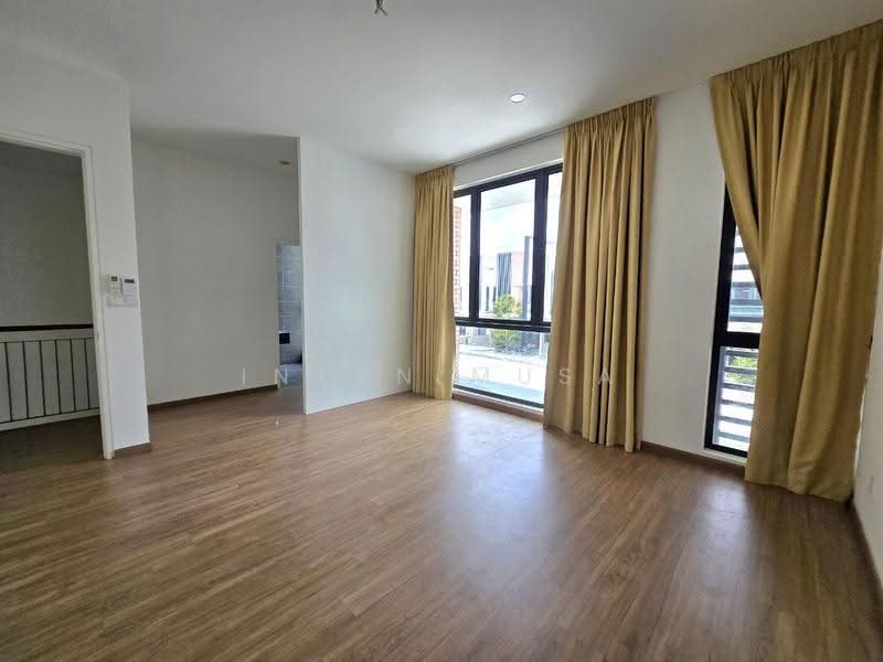 Rumah Teres 2-Tingkat untuk Dijual di Twentyfive7 (Tanjong Duabelas) - Intan Musa - Living Room - PropertyGuru.com.my