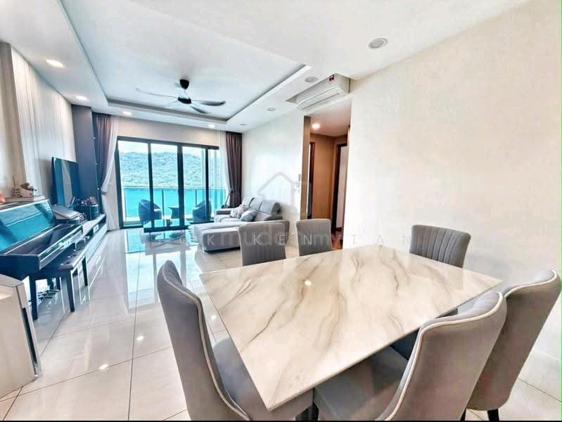 Condominium for Sale at Queens Residences Q1 @ Queens Waterfront - Dick Ken Tan - Living Room - PropertyGuru.com.my
