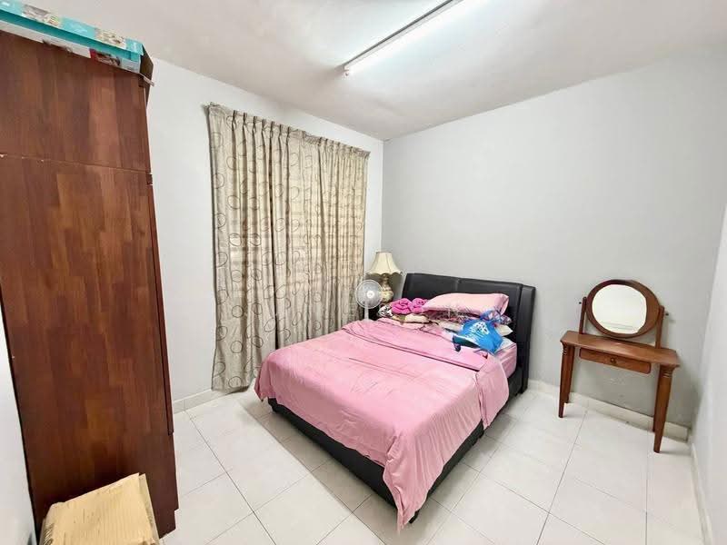 2-storey Terraced House for Sale in Taman Sri Pulai Perdana (Skudai) - Jameson Choo - Bedroom - PropertyGuru.com.my