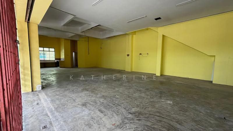 Shop / Office for Sale in Taman Pulai Utama (Skudai) - Katherine Low - Interior - PropertyGuru.com.my
