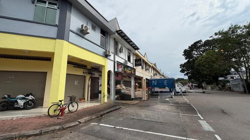 Shop / Office untuk Disewa di Taman Pulai Utama (Skudai) - Katherine Low - Exterior - PropertyGuru.com.my