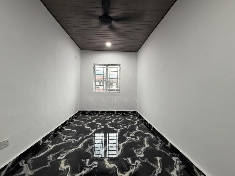 2-storey Terraced House for Sale in Rawang Perdana 1 (Rawang) - Danny Wong - Interior - PropertyGuru.com.my