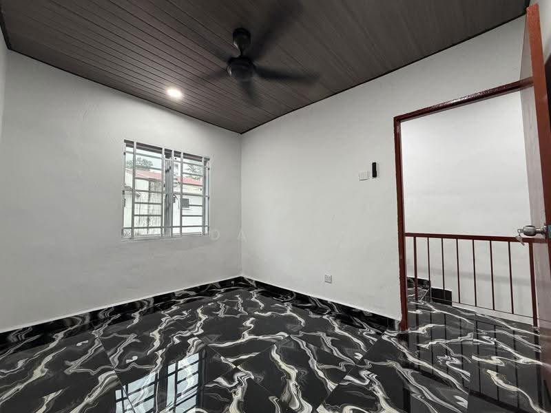 2-storey Terraced House for Sale in Rawang Perdana 1 (Rawang) - Danny Wong - Interior - PropertyGuru.com.my