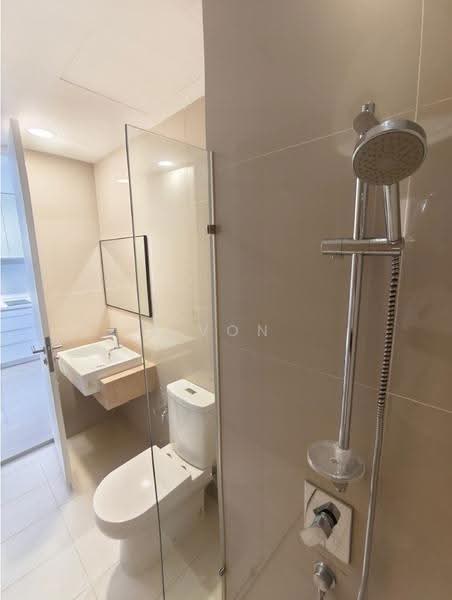 Kediaman Servis untuk Disewa di Southlink - Evon Heng - Bathroom - PropertyGuru.com.my
