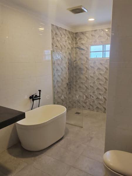 2-storey Terraced House for Sale in Taman Melawati (Ulu Kelang) - Alicia Yeoh - Bathroom - PropertyGuru.com.my