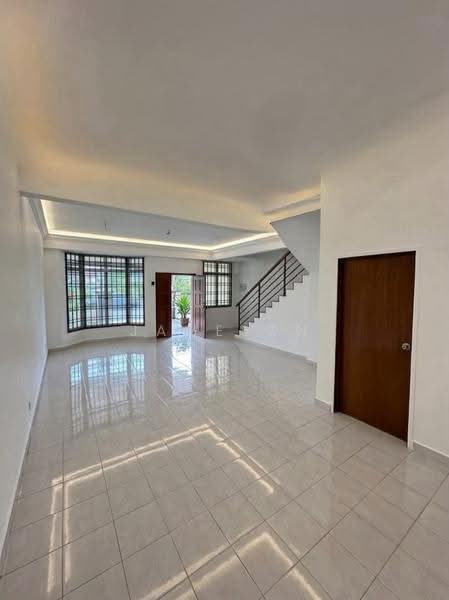 Rumah Teres 2-Tingkat untuk Dijual di Taman Nusa Bestari (Iskandar Puteri (Nusajaya)) - Jameson Choo - Living Room - PropertyGuru.com.my