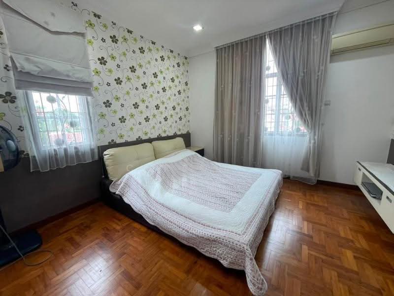 Rumah Berkembar untuk Dijual di Taman Pelangi Indah (Ulu Tiram) - Carson . - Bedroom - PropertyGuru.com.my