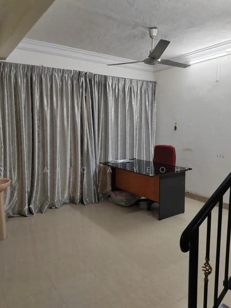 Rumah Teres 2-Tingkat untuk Disewa di Ulu Kelang (Selangor) - Alicia Yeoh - Study - PropertyGuru.com.my