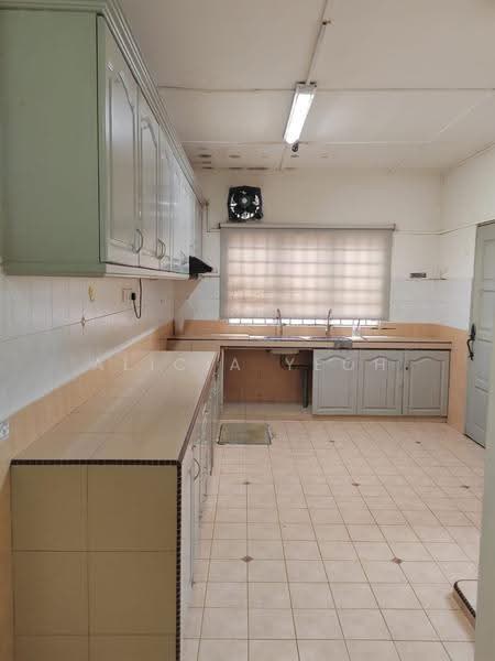 Rumah Teres 2-Tingkat untuk Disewa di Ulu Kelang (Selangor) - Alicia Yeoh - Kitchen - PropertyGuru.com.my