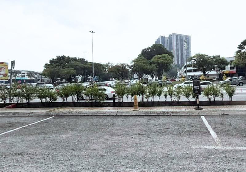 Shop / Office for Rent in Taman Overseas Union (Taman Oug) (Jalan Klang Lama (Old Klang Road)) - Janie Wai - Exterior - PropertyGuru.com.my