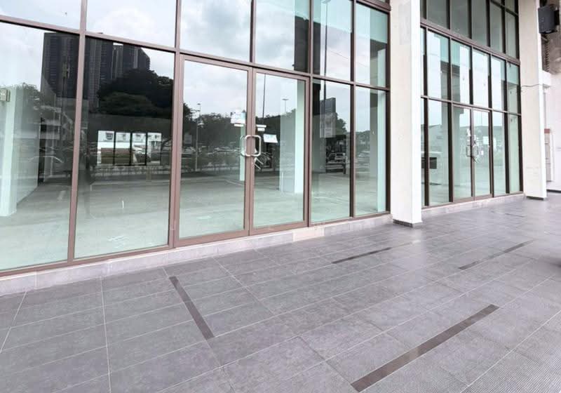 Shop / Office for Rent in Taman Overseas Union (Taman Oug) (Jalan Klang Lama (Old Klang Road)) - Janie Wai - Exterior - PropertyGuru.com.my
