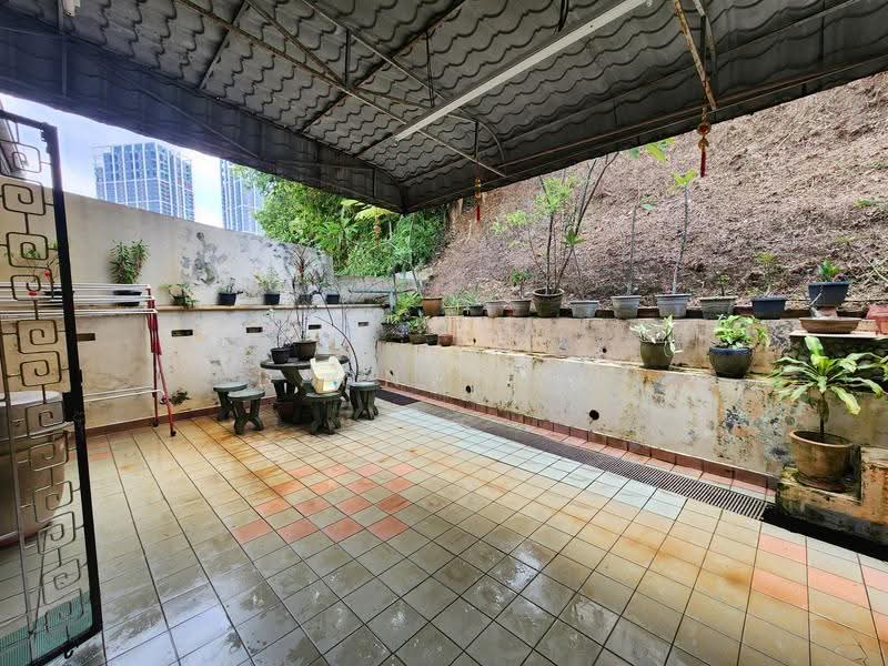 2-storey Terraced House for Sale in Seputeh (Kuala Lumpur) - Danny Low - Exterior - PropertyGuru.com.my
