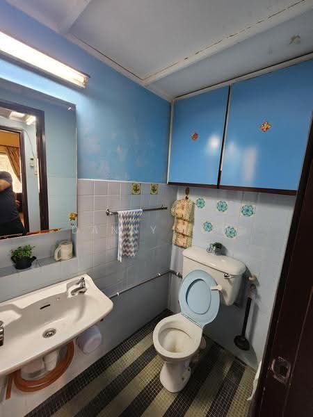 2-storey Terraced House for Sale in Seputeh (Kuala Lumpur) - Danny Low - Bathroom - PropertyGuru.com.my