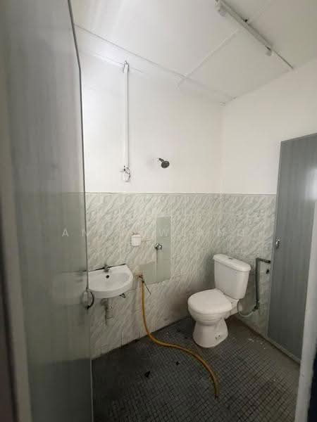 Rumah Teres 2-Tingkat untuk Disewa di Off Jalan Meru (Klang) - Andrew Ang - Bathroom - PropertyGuru.com.my