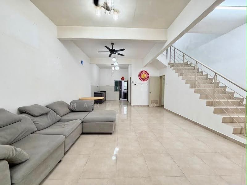 2-storey Terraced House for Sale in Taman Nusa Sentral (Iskandar Puteri (Nusajaya)) - Mandy Goh Siew Li - Living Room - PropertyGuru.com.my