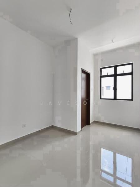 2-storey Terraced House for Sale in Taman Dato Onn (Johor Bahru) - Jameson Choo - Interior - PropertyGuru.com.my