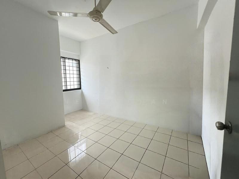Rumah Teres 2-Tingkat untuk Dijual di Taman Sungai Besi Indah (Seri Kembangan) - Hetha Chan - PropertyGuru.com.my
