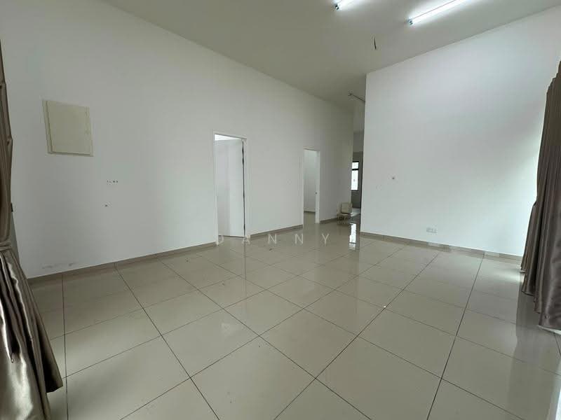 Rumah Berkembar untuk Disewa di Bandar Putra Kulai (Kulai) - Danny See - Living Room - PropertyGuru.com.my
