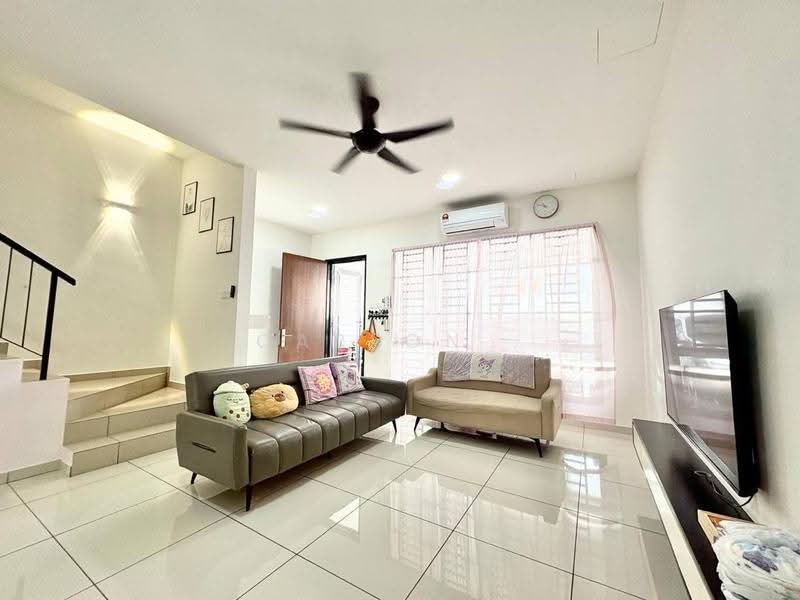 Rumah Teres untuk Dijual di Johor Bahru (Johor) - Carson . - Living Room - PropertyGuru.com.my