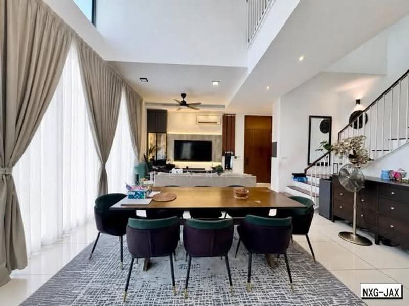 Rumah Berkembar untuk Dijual di Setia Alam (Selangor) - Jennie Chew - Living Room - PropertyGuru.com.my