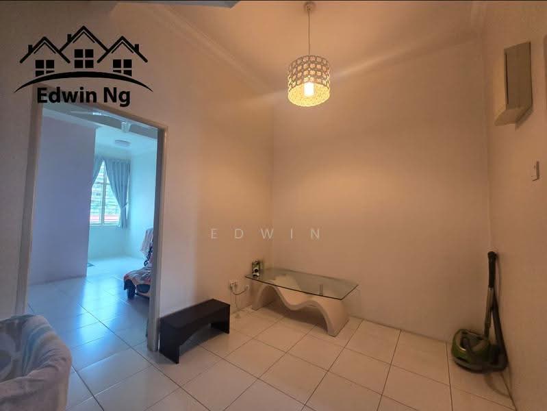 Rumah Teres 3-Tingkat untuk Dijual di Relau (Bukit Jambul) - Edwin Ng - Living Room - PropertyGuru.com.my