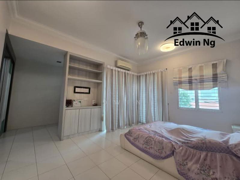 Rumah Teres 3-Tingkat untuk Dijual di Relau (Bukit Jambul) - Edwin Ng - Bedroom - PropertyGuru.com.my
