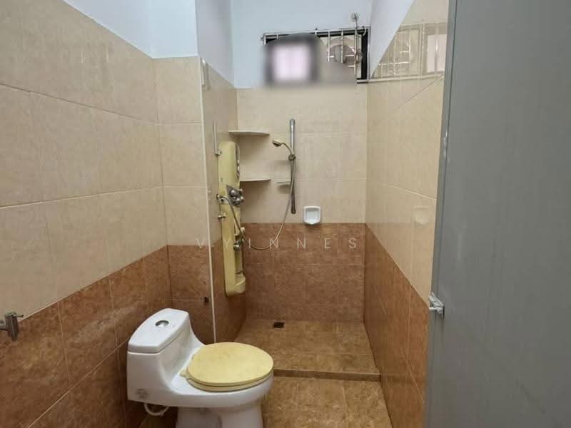 2-storey Terraced House for Sale in Butterworth (Penang) - Vyinnes Ang - Bathroom - PropertyGuru.com.my