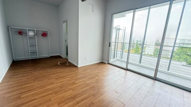 2-storey Terraced House for Rent in Tamansari (Rawang) - Kelly Kok - Balcony - PropertyGuru.com.my